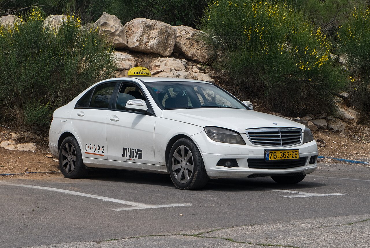 2021 Mercedes-Benz C-Class — حالة ممتازة